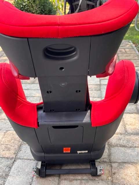 Scaun masina Britax Römer KIDFIX III, marime M (12 ani/ 36kg), folosit de un singur copil - stare excelenta!