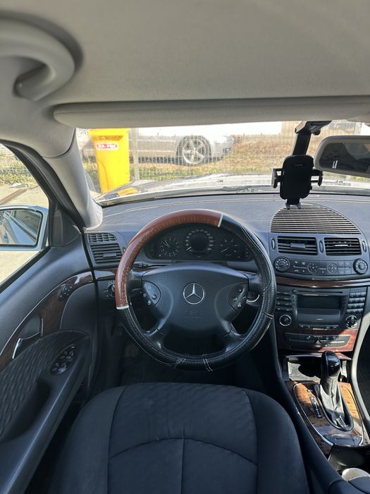 Mercedes E220 CDI Avantgarde 2004 W211