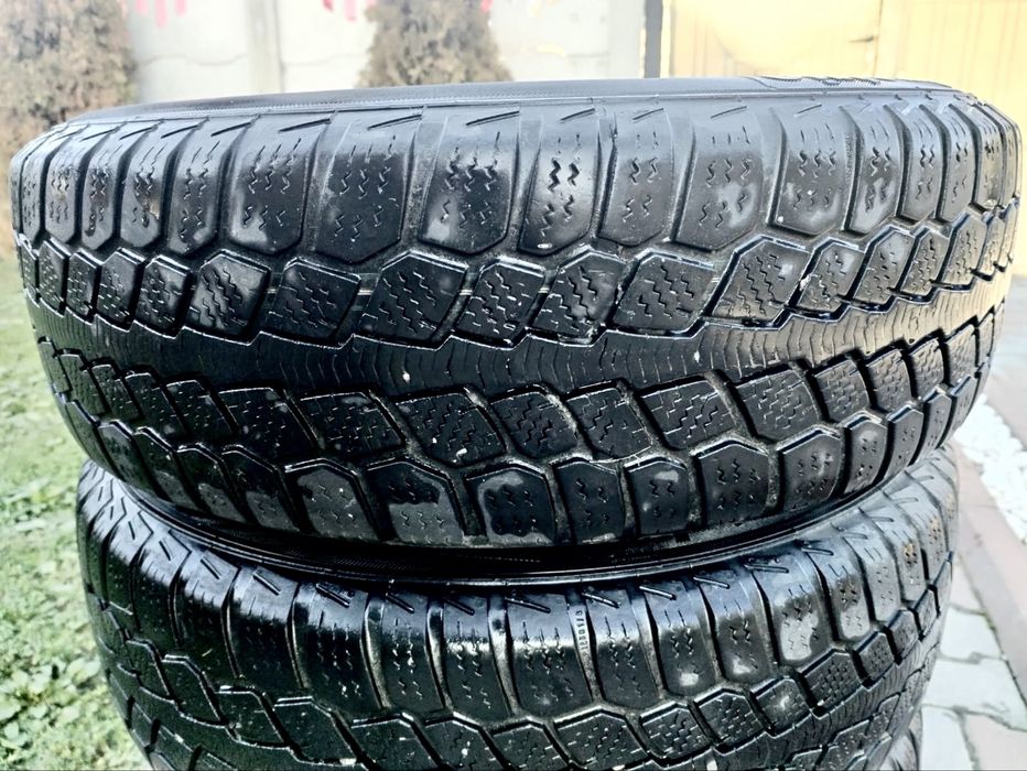 Set roți iarnă Dacia Logan R15 | Anvelope de iarnă | Stare foarte bună