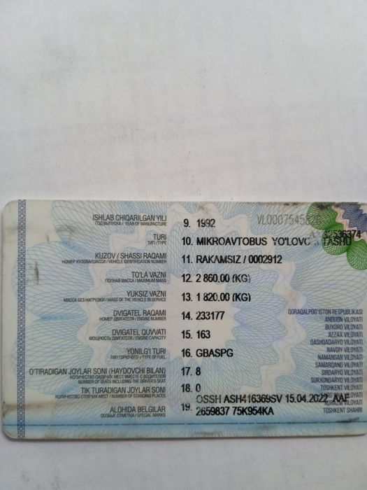 Toyota xeys  sotiladi