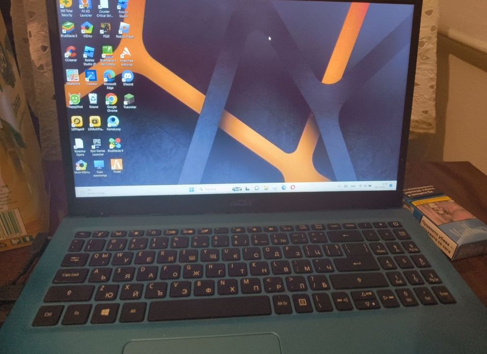 Продавам лаптоп ACER