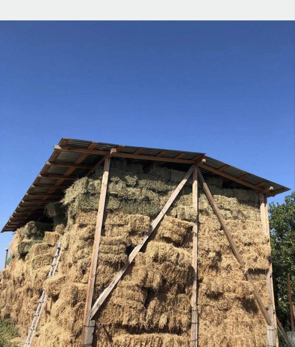 Vand baloti de lucerna