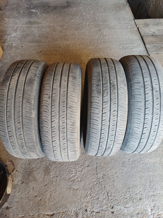 Покрышки летние максис