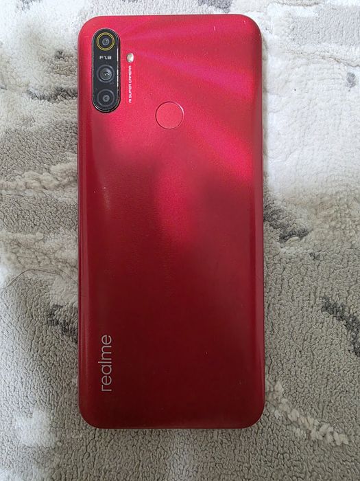Realme C3 32гб память
