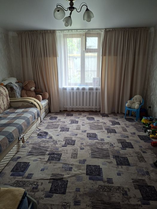 Продам дом в центре жилянки