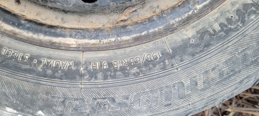 Продам резину на авто