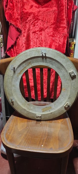 Старинная рама с барельефом. Антиквариат