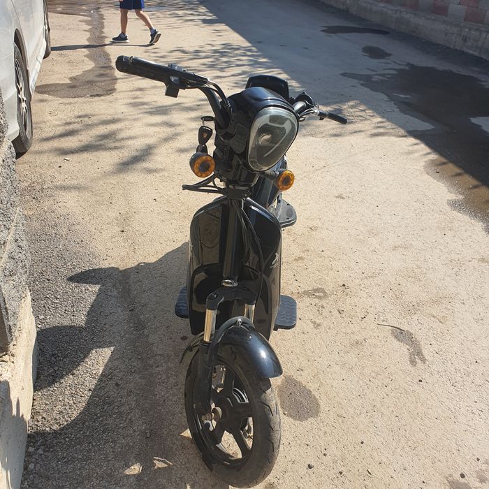 Электрический мопед