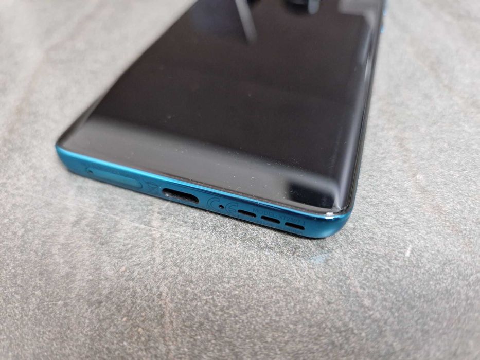 Moto Edge 40 Neo Blue Dual sim 256Gb 12Gb ram