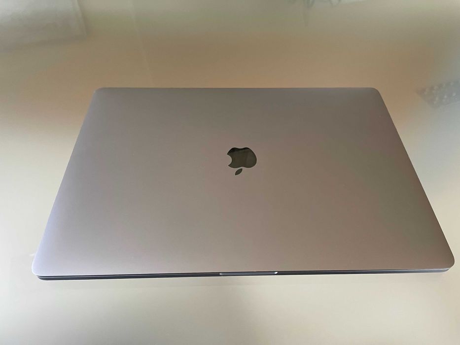 Macbook Pro 16’ 2019/2,3 GHz Intel Core i9/1TB SSD/16GB Ram
