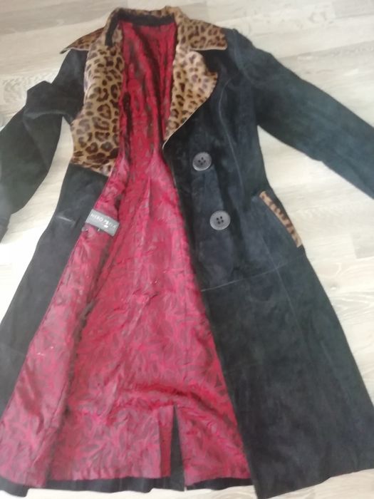 Продам Плащь из замыша