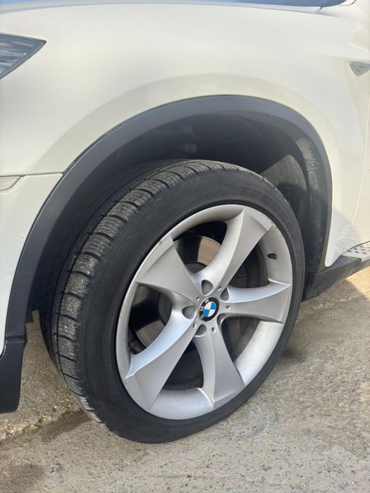 Vand roti  de iarna r20  bmw x6,x5 in 2 dimensiuni
