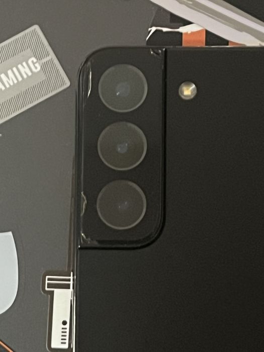 Samsung Galaxy S22 – 128GB – Negru – Stare bună