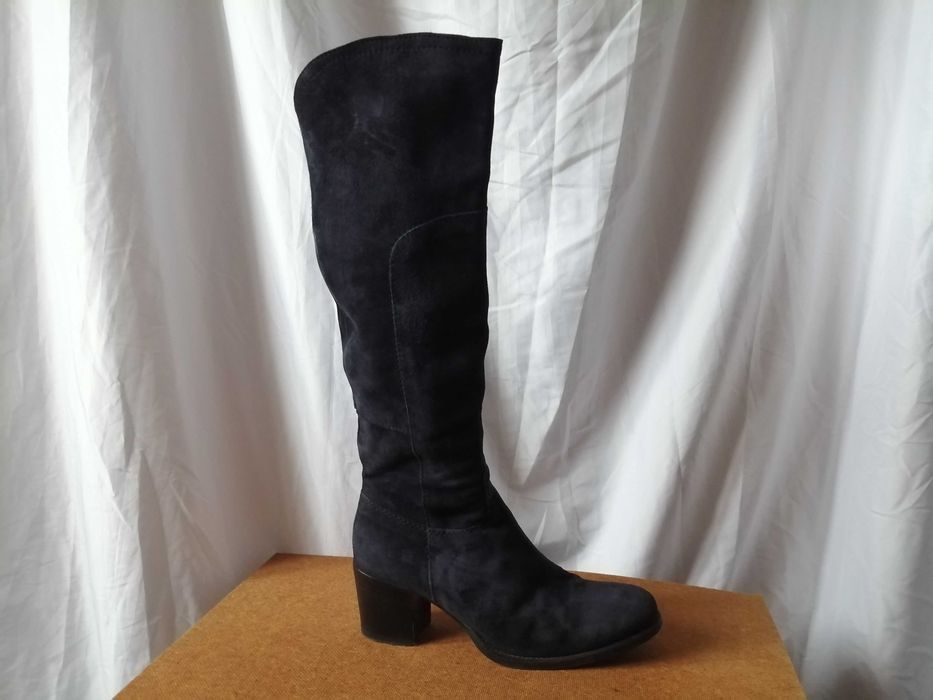 № 37 дамски ботуши естествен велур в син цвят