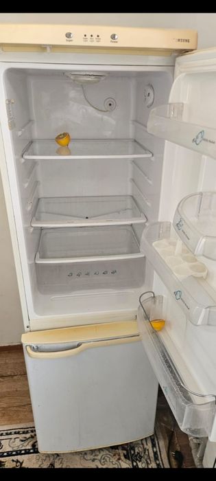 Продам холодильник срочно
