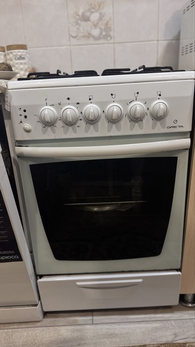 Продам газовую плиту