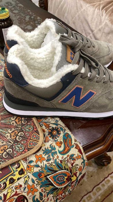 кроссовки женские