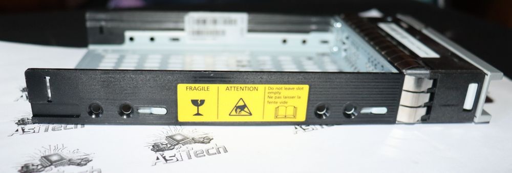 Caddy Server Original 3.5" Sun Oracle Storage DE2-24C / ZFS 7120/7320/7420 PN: 7 0 9 6 0 3 2 / 0 9 7 6 5 0 1 - 1 0