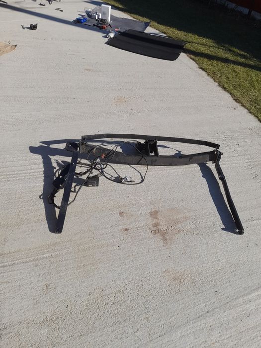 Cârlig remorcare megane 3