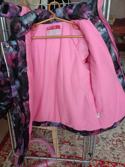 Продам детскую куртку для девочки, зимний.