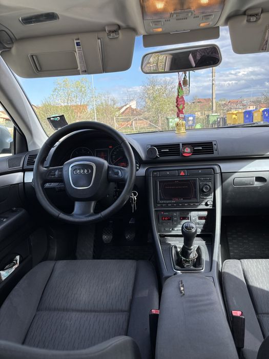 Vând Audi A4 B7.