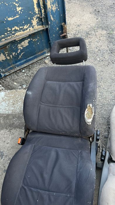 Кресло на ауди продаю