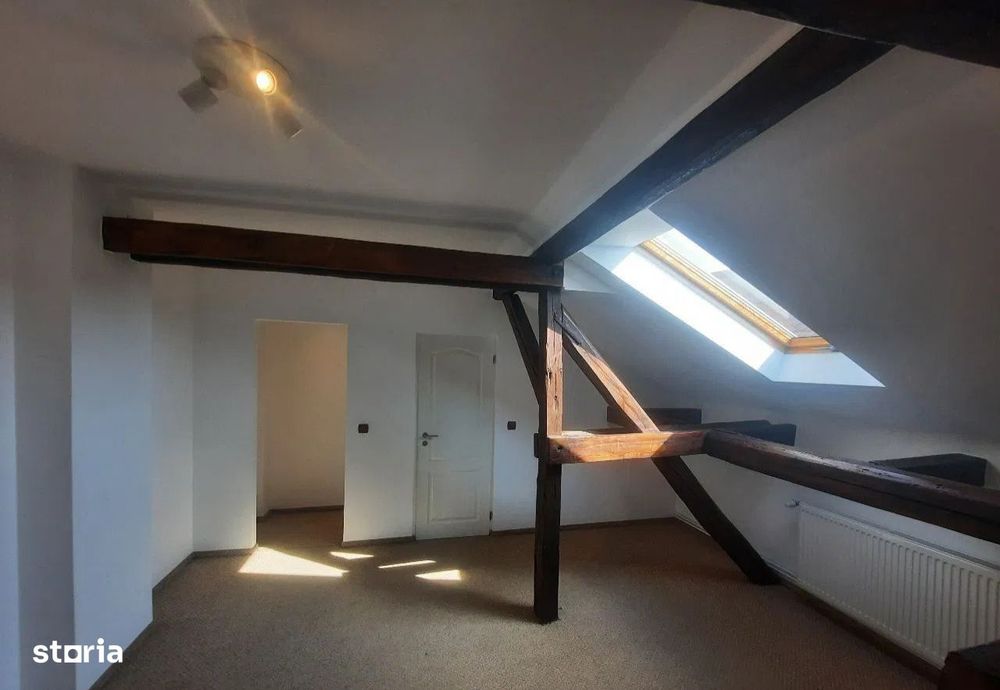Inchiriez Apartment elegant centru vechi