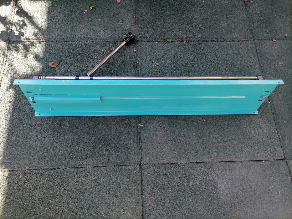 Dispozitiv - mașina de tăiat gresie