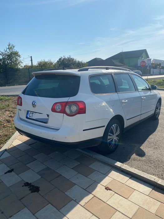 Vând Vw Passat B6 2.0TDI 140CP 6+1Trepte.