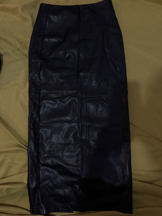 Продам женские джинсы