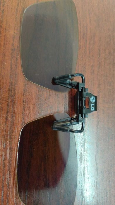 3D очки LG + накладка на очки 3D