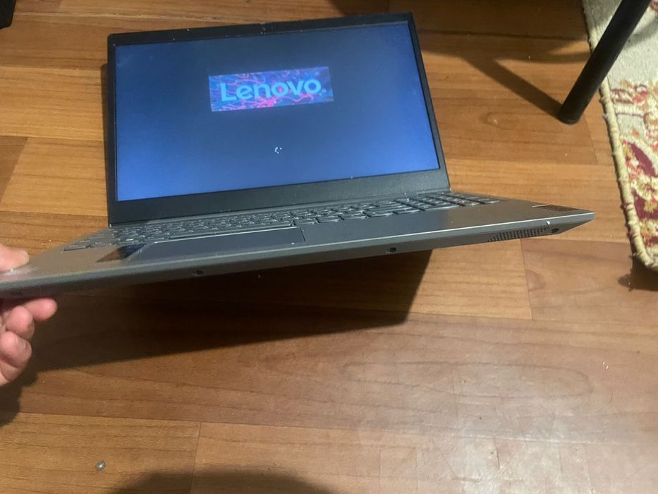 Ноутбук Lenovo срочно