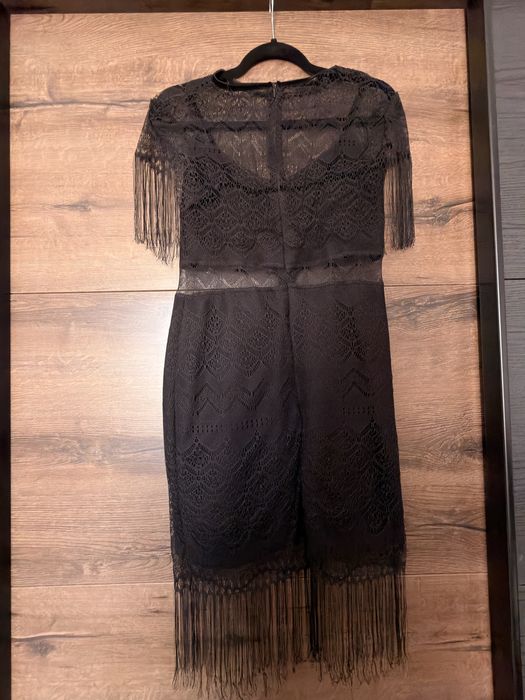 Елегантна дантелена рокля Caramella Fashion