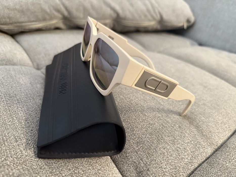 Слънчеви очила CH.D