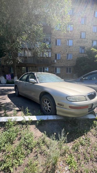 Продаю Мазда Милена