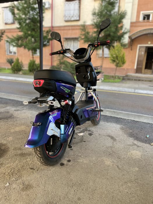 Электроскутер 72u