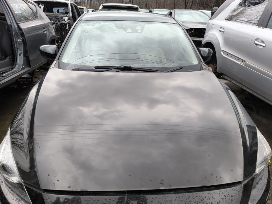 Преден капак за Mazda 3