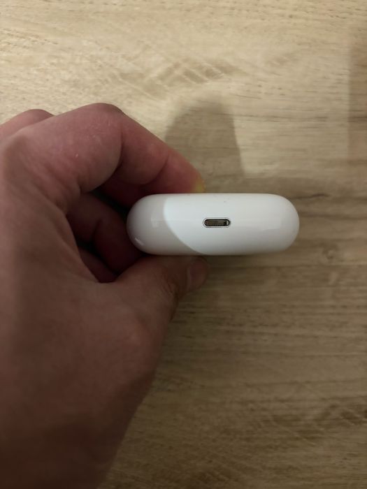 Продам airpods pro