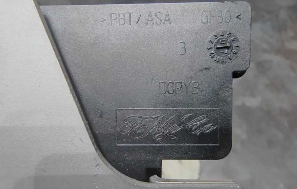 Jaguar xf ключалка за багажник