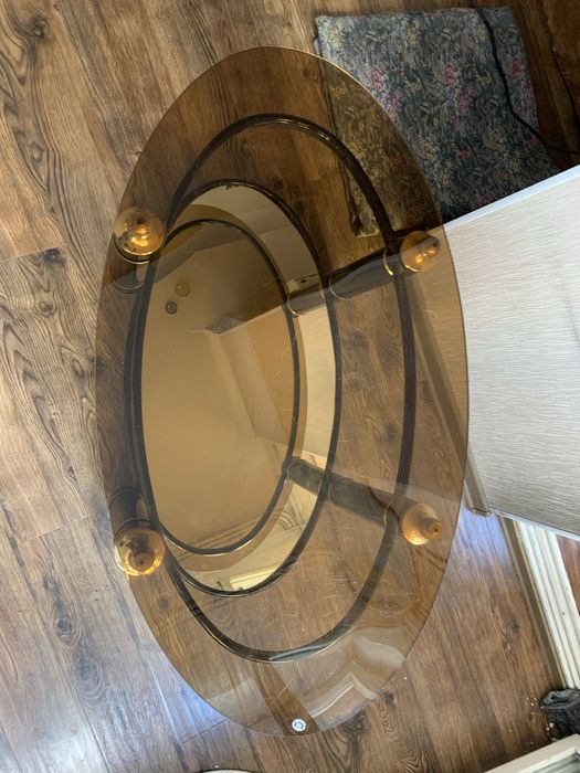 Стеклянная тумба