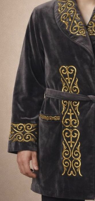 Продам чапан новый