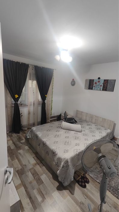 Ofer la schimb apartament cu casa !