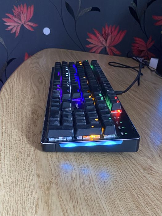 Tastatura mecanica Mars Gaming MK4