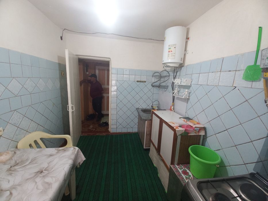 Арендага 1 хона 2 этаж Гагарина Богишамолда жойлашган.Агентство