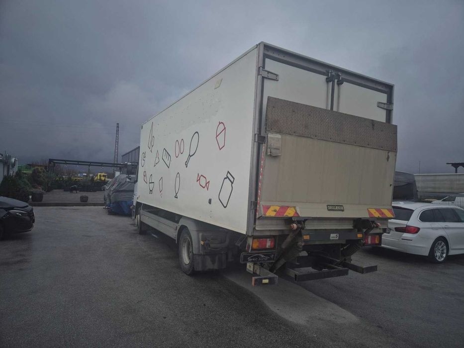 Mercedes-Benz Atego 1518