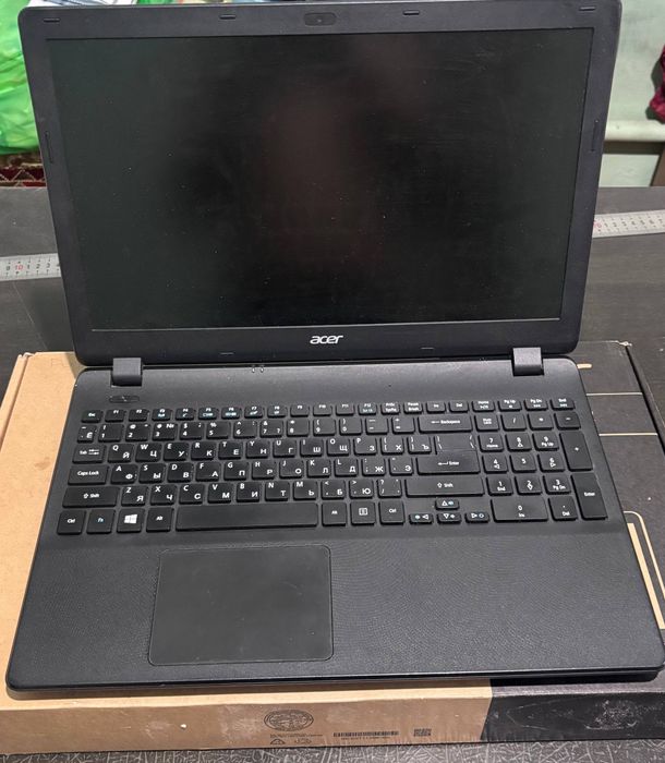 Acer offisnoy noutbuk sotiladi srochna