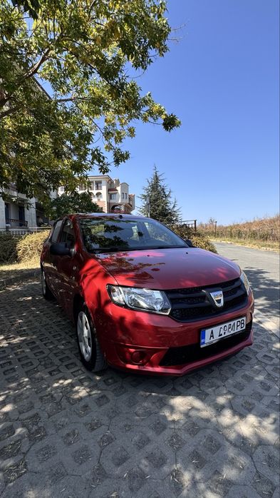 Dacia Sandero 1.2 бензин • 75 к.с. • 2015 г. • 44 000 км • Внос от Швейцария • Оригинална боя