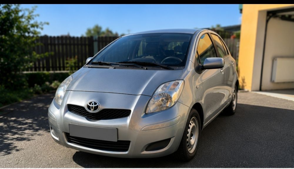 Toyota Yaris 1.33 VVT-i Automat – DISPONIBILĂ IMEDIAT | Unic Proprietar | Fără Accidente