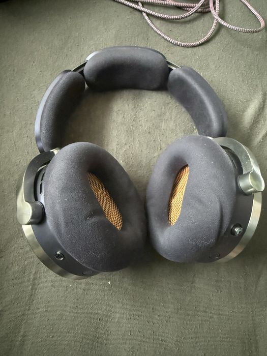 dyson zone headphones with air purification and noise cancelling