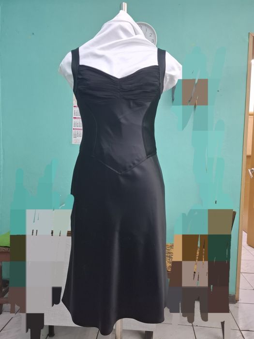 Вечернее  атласное платье